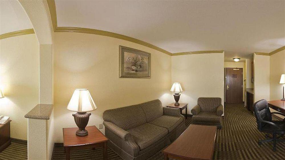 Holiday Inn Express Lake Worth Nw Loop 820 By Ihg Fort Worth Exterior photo