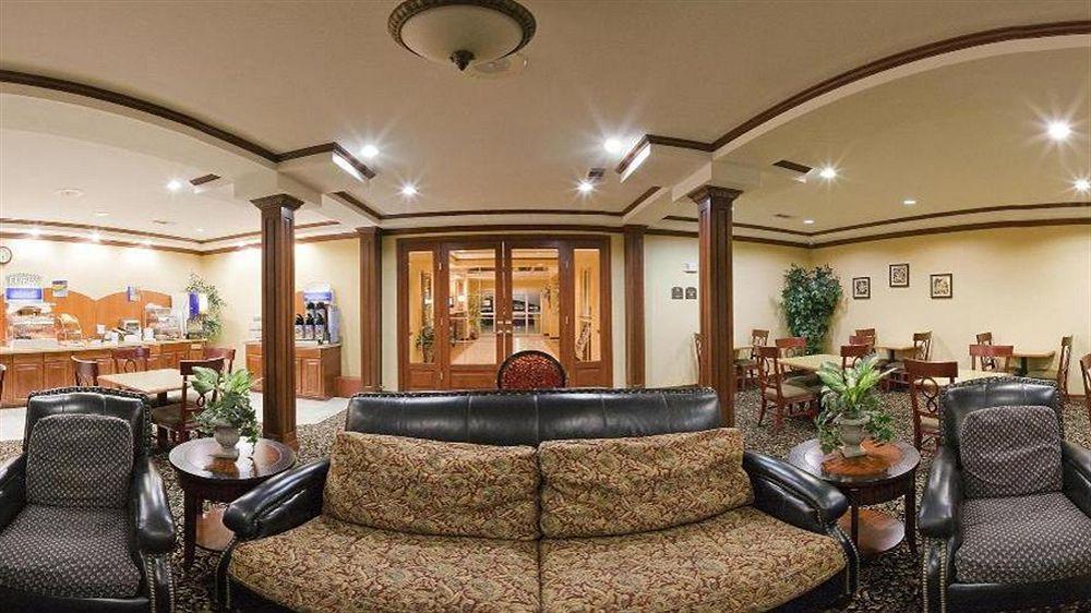 Holiday Inn Express Lake Worth Nw Loop 820 By Ihg Fort Worth Exterior photo